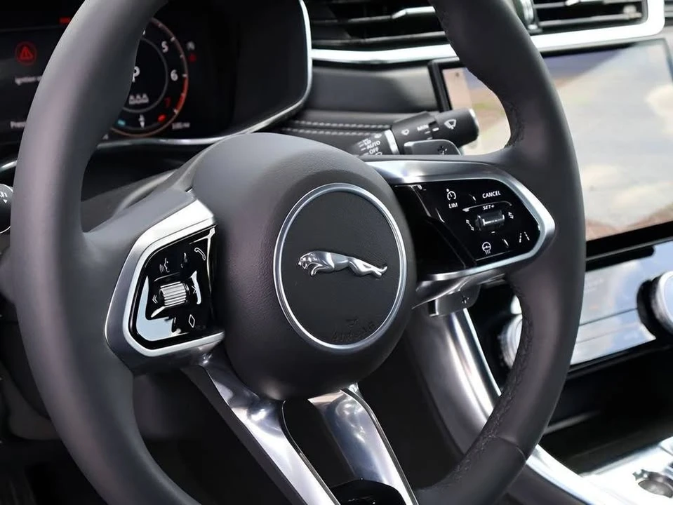 2024 Jaguar X260 XF - Image 15 of 17