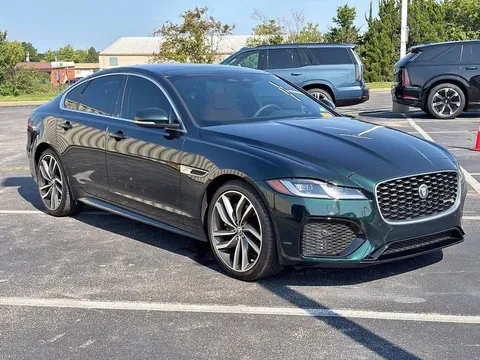 2024 Jaguar XF R-Dynamic SE