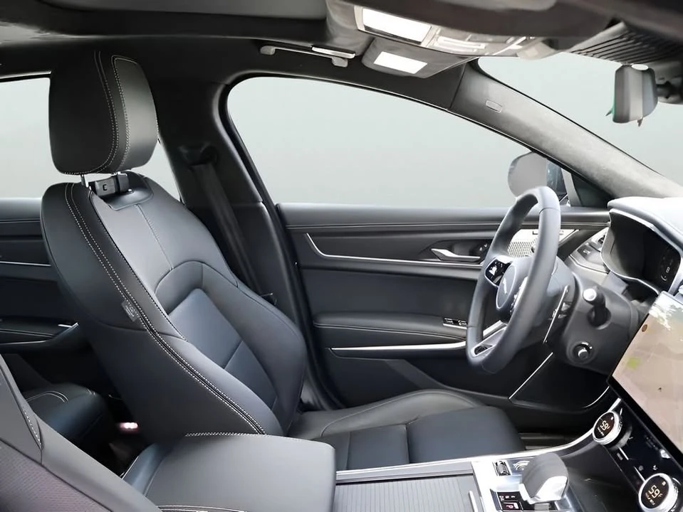 2024 Jaguar X260 XF - Image 8 of 20
