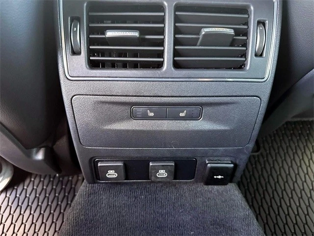 2024 Jaguar X260 XF - Image 14 of 21