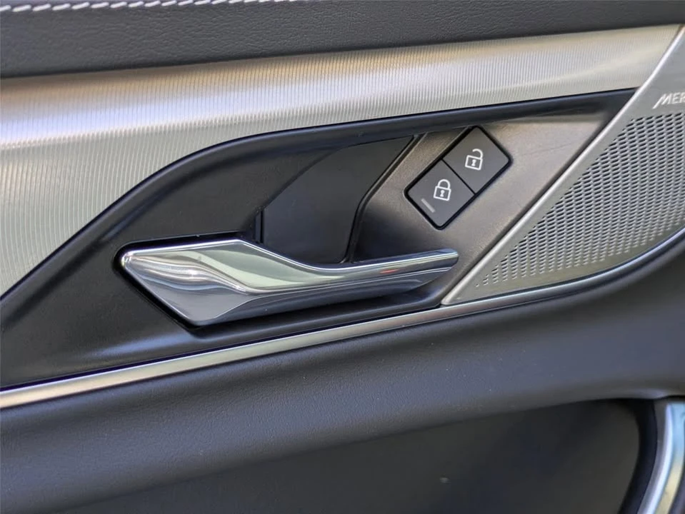 2024 Jaguar X260 XF - Image 8 of 20