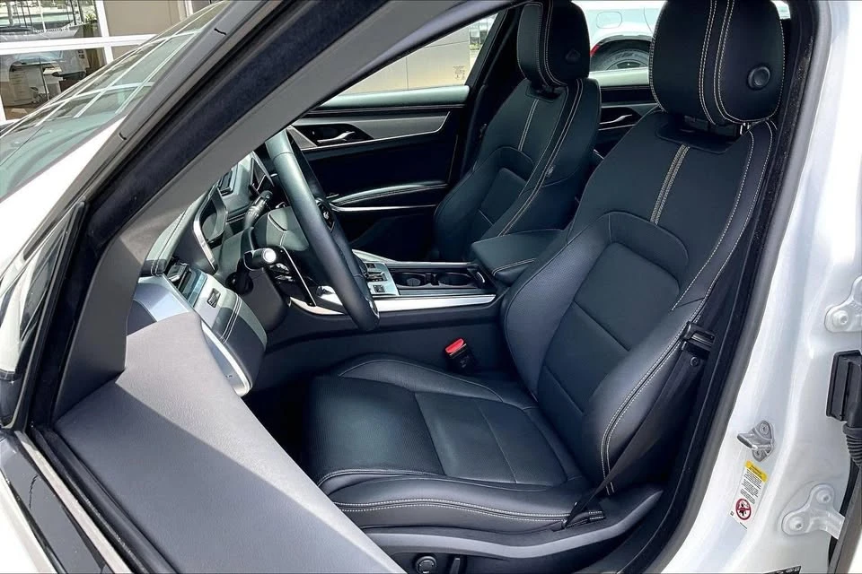 2024 Jaguar X260 XF - Image 12 of 14