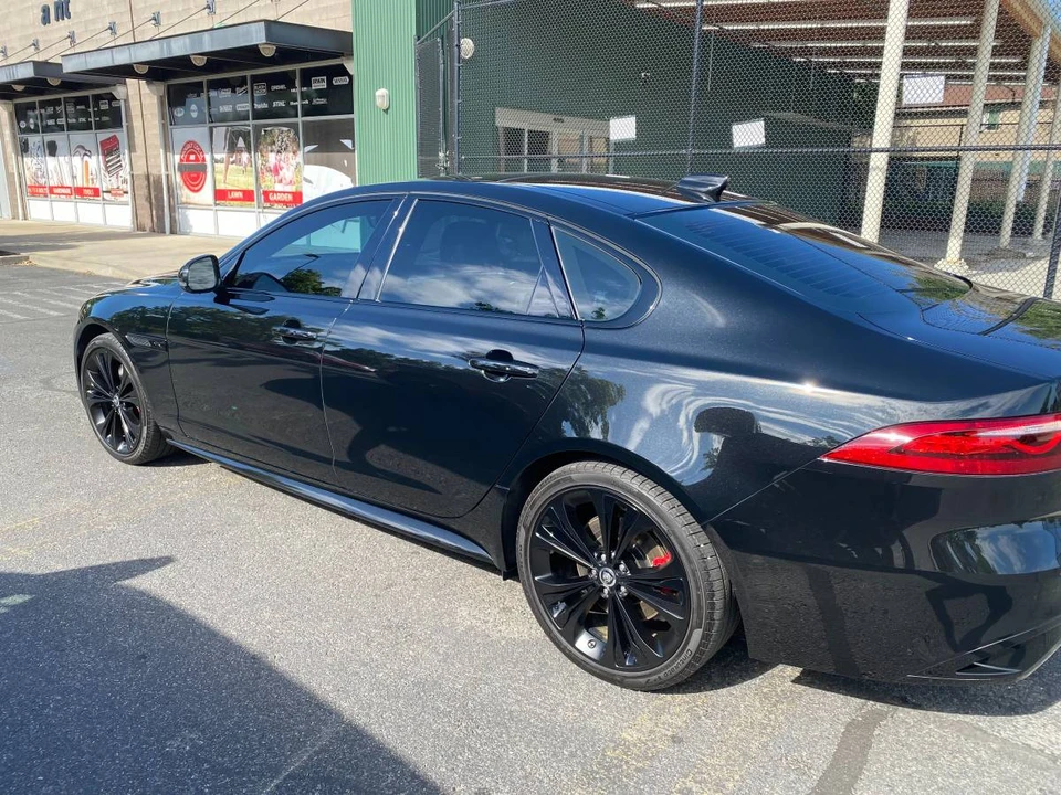 2024 Jaguar X260 XF - Image 2 of 4