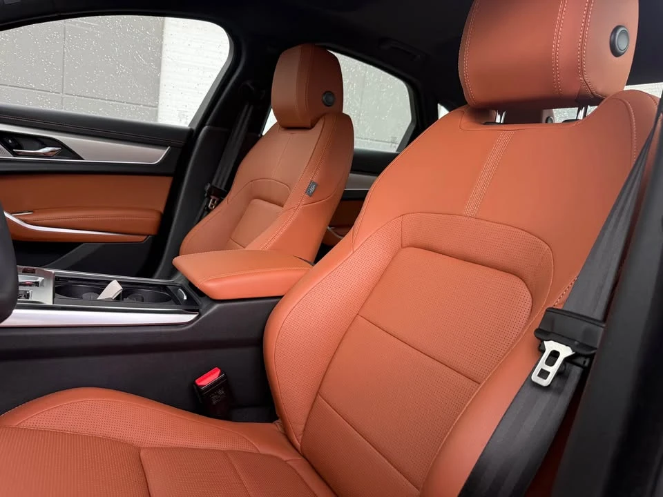 2024 Jaguar X260 XF - Image 17 of 18