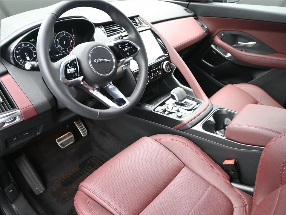 2024 Jaguar E-Pace - Image 3 of 10