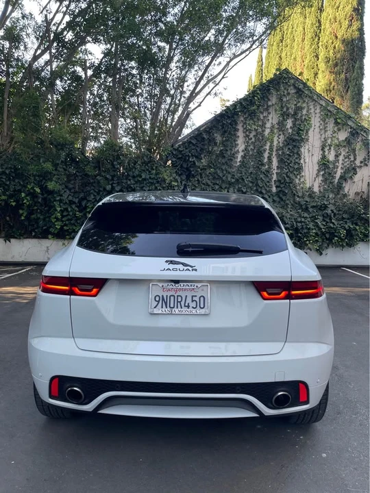 2024 Jaguar E-Pace - Image 2 of 8