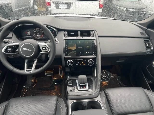 2024 Jaguar E-Pace - Image 12 of 20
