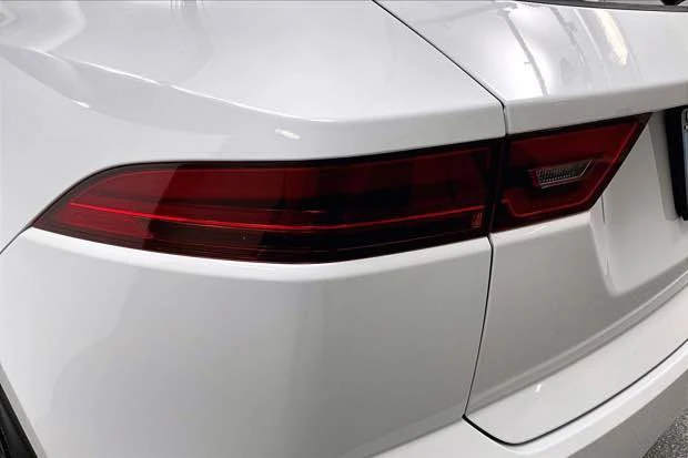 2024 Jaguar E-Pace - Image 18 of 18
