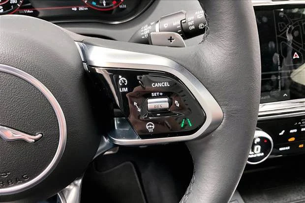 2024 Jaguar E-Pace - Image 16 of 18