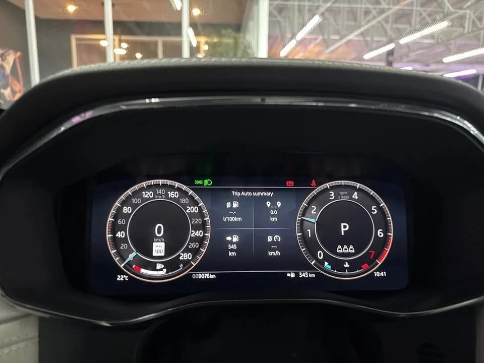 2024 Jaguar F-Pace - Image 14 of 19