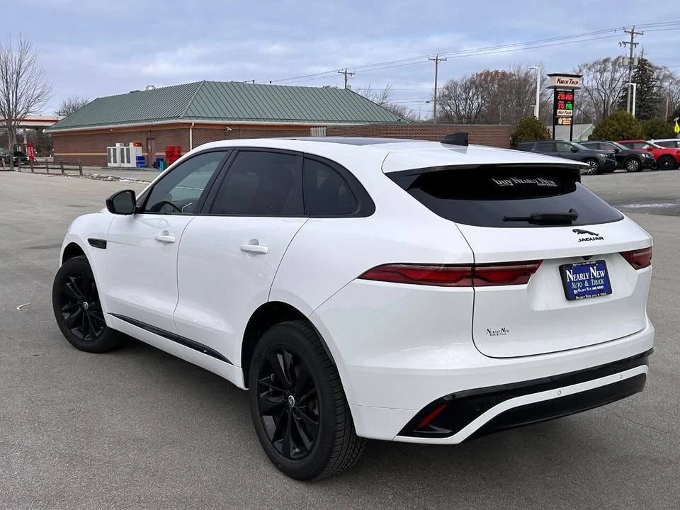 2024 Jaguar F-Pace - Image 6 of 19