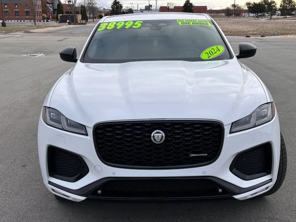 2024 Jaguar F-Pace - Image 8 of 19