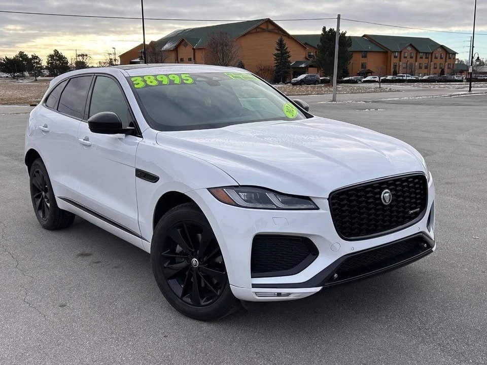 2024 Jaguar F-Pace - Image 2 of 19