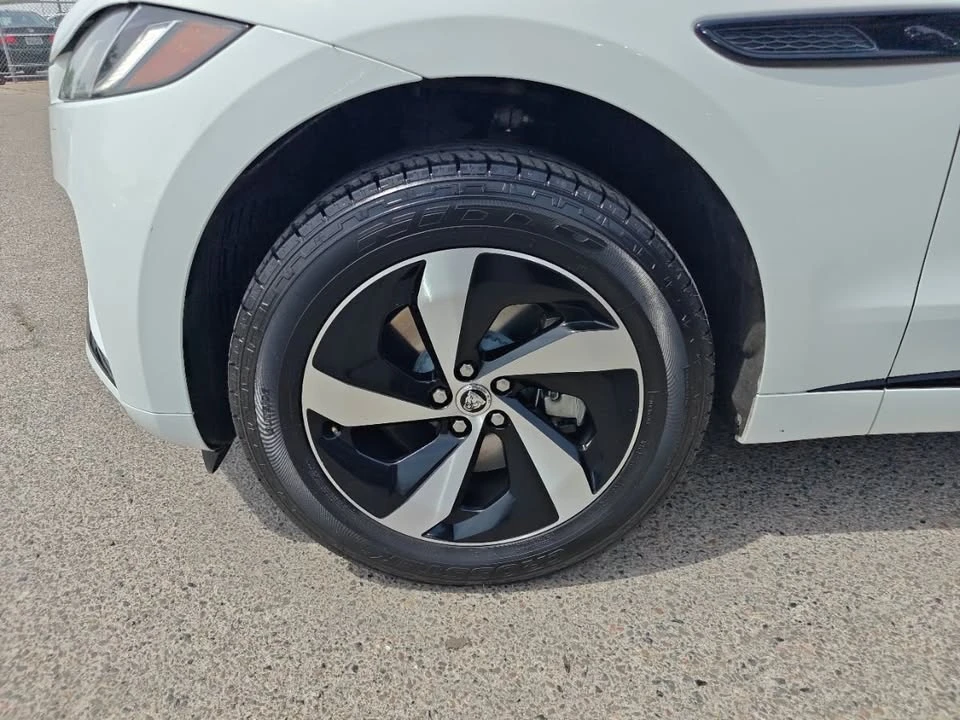 2024 Jaguar F-Pace - Image 7 of 20