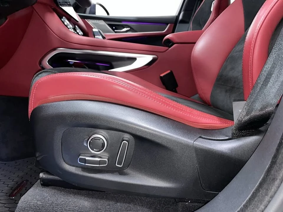 2024 Jaguar F-Pace - Image 20 of 20