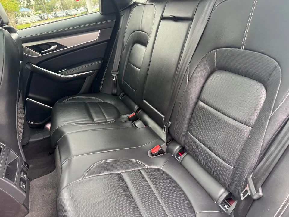 2024 Jaguar F-Pace - Image 7 of 13