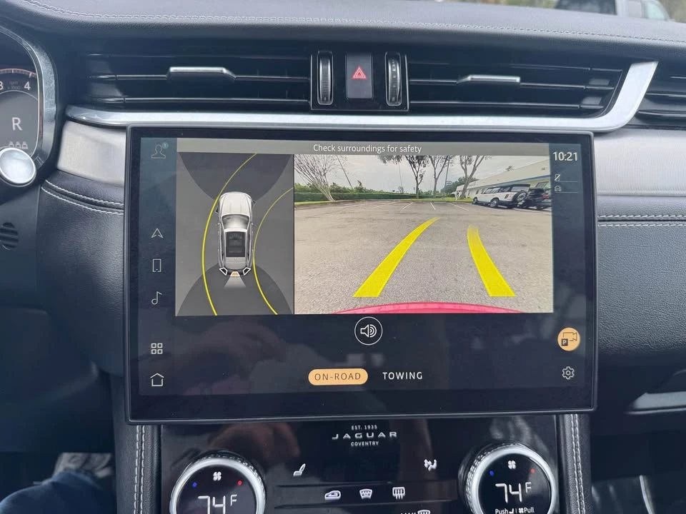 2024 Jaguar F-Pace - Image 12 of 13