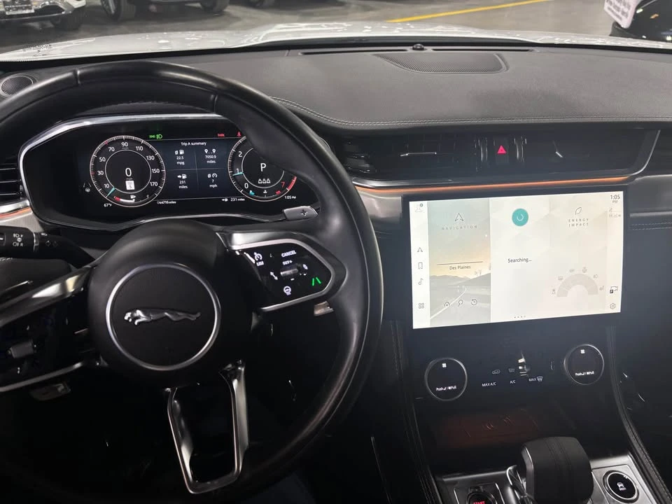 2024 Jaguar F-Pace - Image 11 of 11