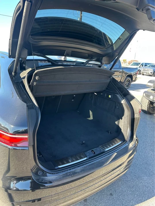 2024 Jaguar F-Pace - Image 8 of 8