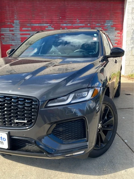 2024 Jaguar F-Pace - Image 13 of 15