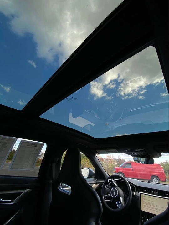 2024 Jaguar F-Pace - Image 6 of 15