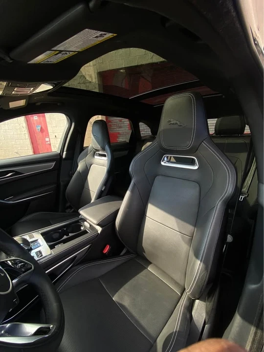 2024 Jaguar F-Pace - Image 9 of 15