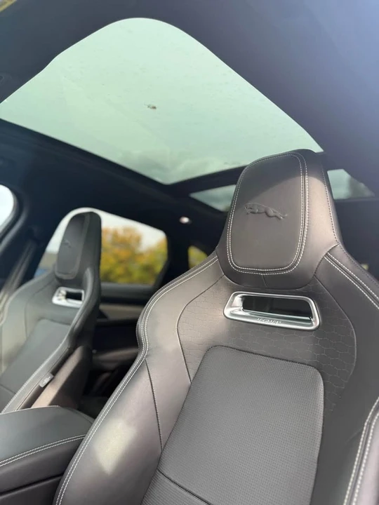 2024 Jaguar F-Pace - Image 4 of 13