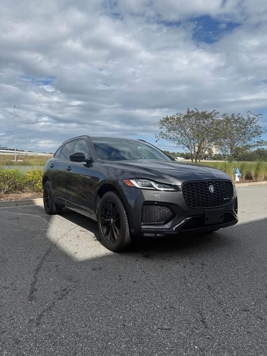 2024 Jaguar F-Pace - Image 2 of 13