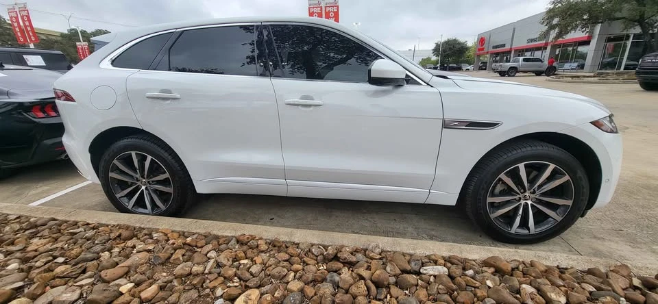 2024 Jaguar F-Pace - Image 4 of 20