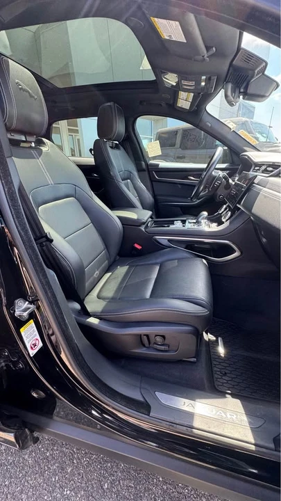 2024 Jaguar F-Pace - Image 3 of 10