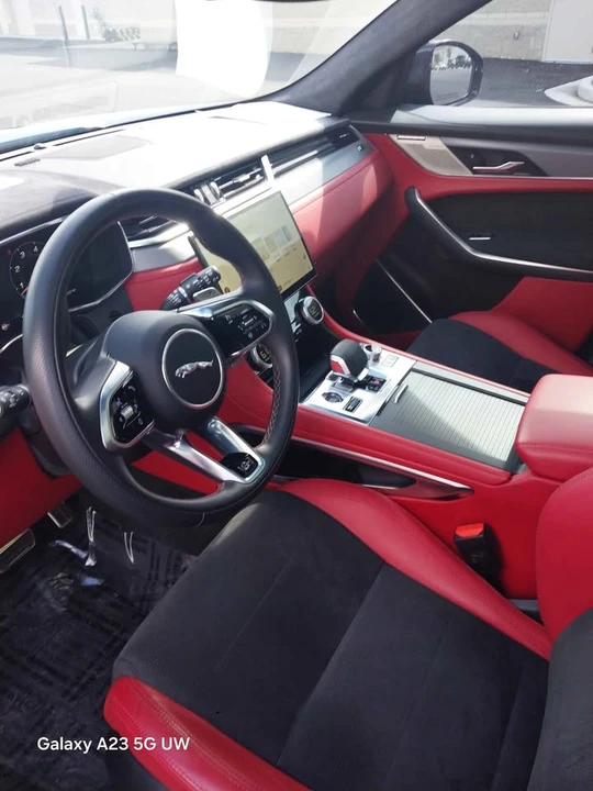 2024 Jaguar F-Pace SVR - Image 12 of 19