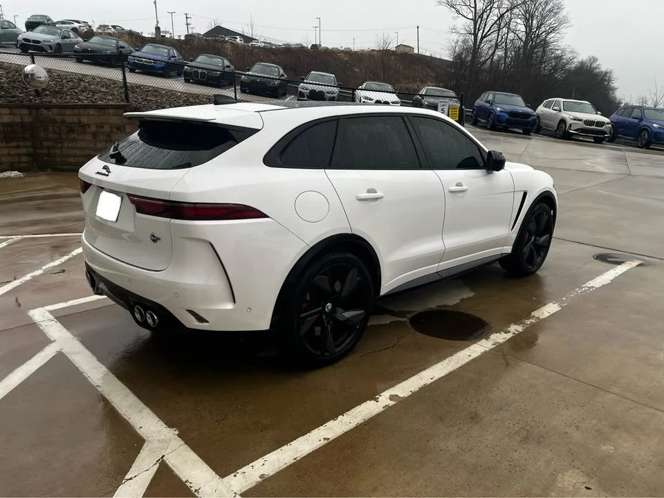 2024 Jaguar F-Pace SVR - Image 4 of 18