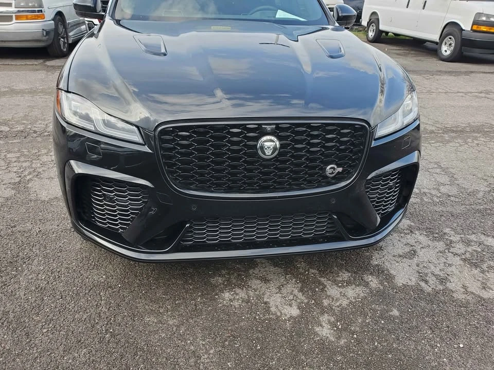 2024 Jaguar F-Pace SVR - Image 3 of 5
