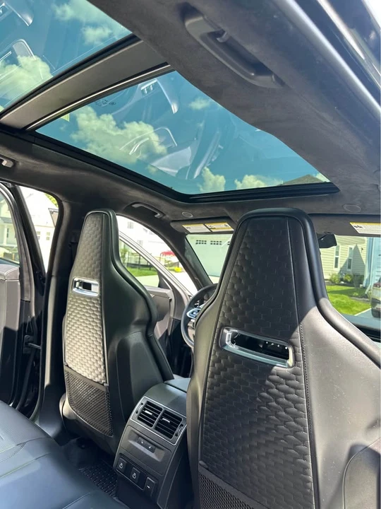 2024 Jaguar F-Pace SVR - Image 7 of 12