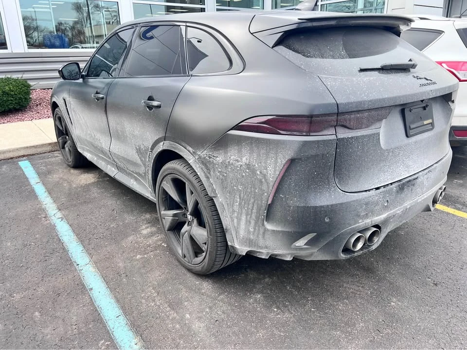 2024 Jaguar F-Pace SVR - Image 3 of 17