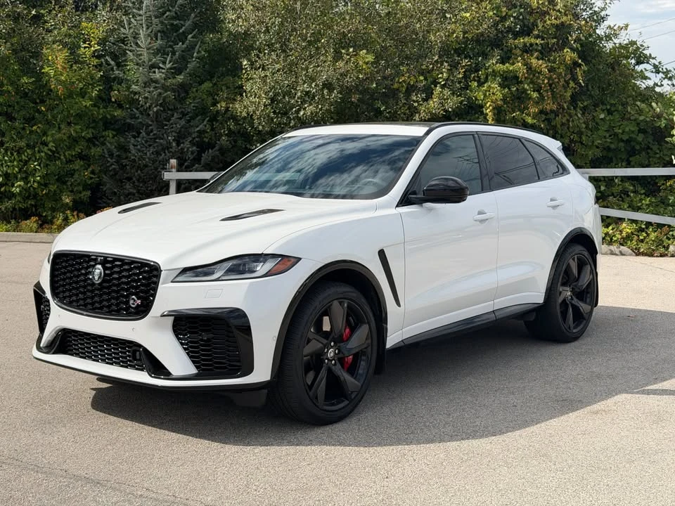 2024 Jaguar F-Pace SVR - Image 2 of 17