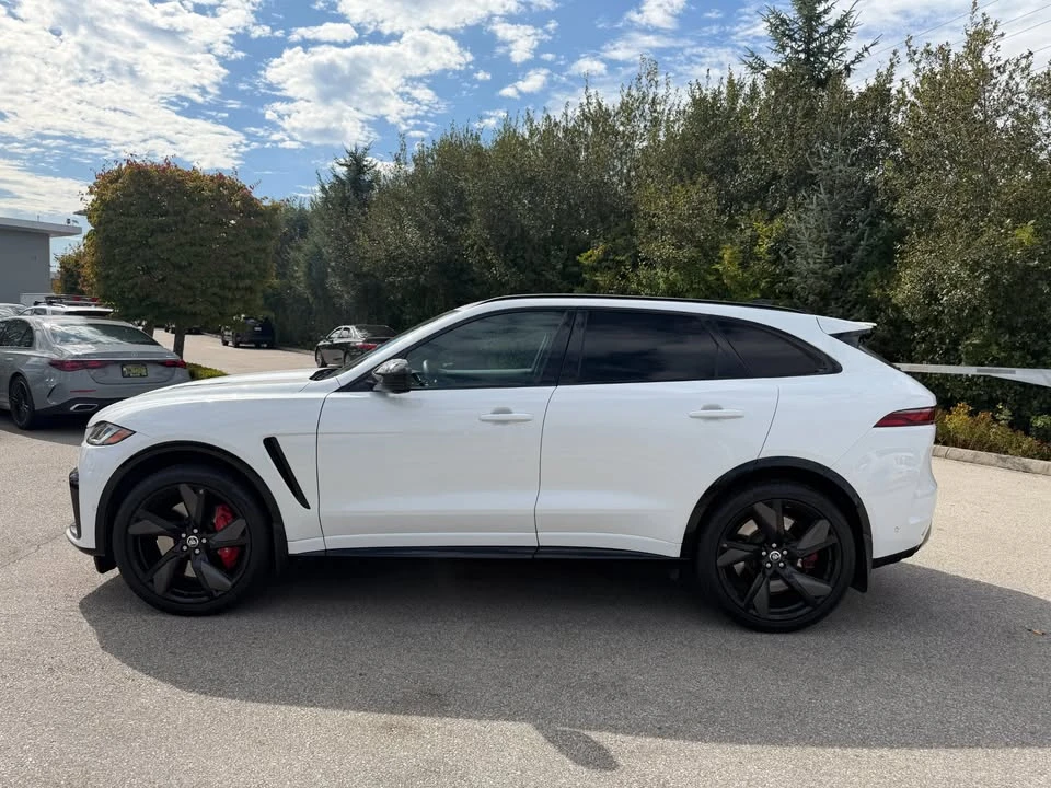 2024 Jaguar F-Pace SVR - Image 3 of 17