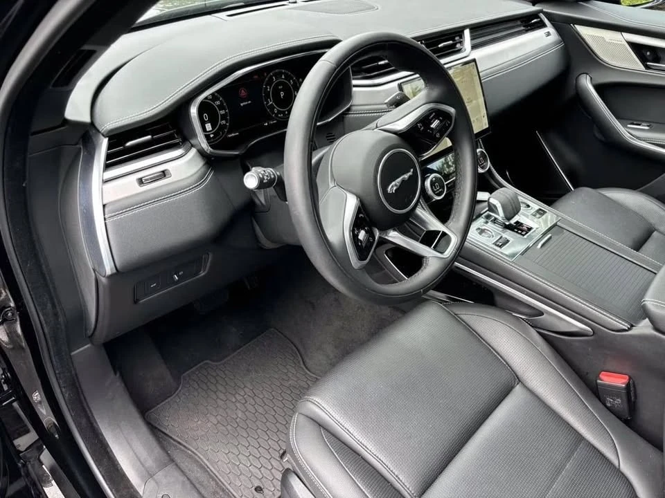 2024 Jaguar F-Pace - Image 7 of 14