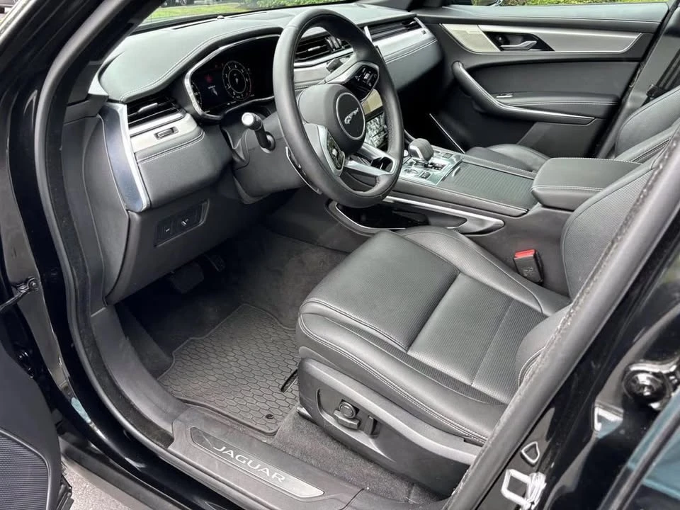 2024 Jaguar F-Pace - Image 6 of 13