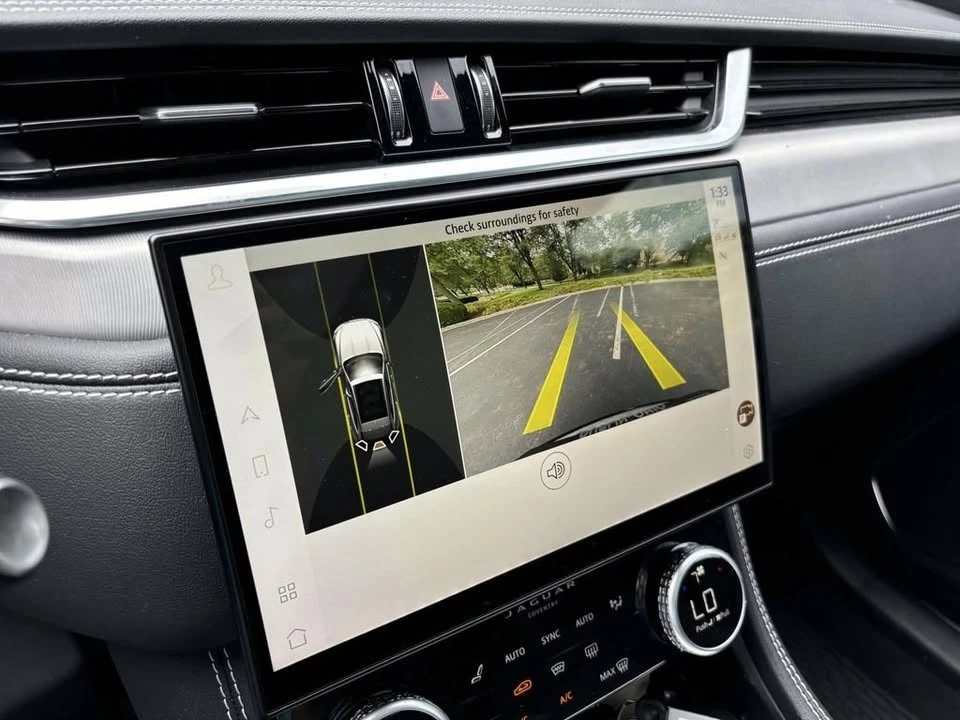 2024 Jaguar F-Pace - Image 8 of 13