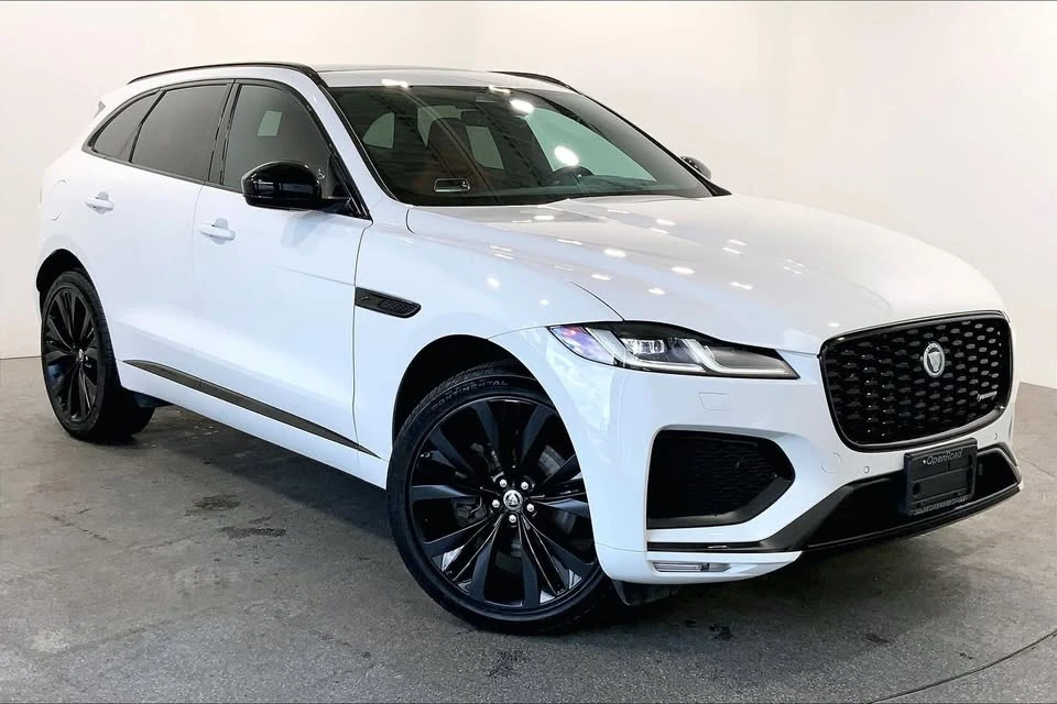 2024 Jaguar F-Pace - Image 4 of 17