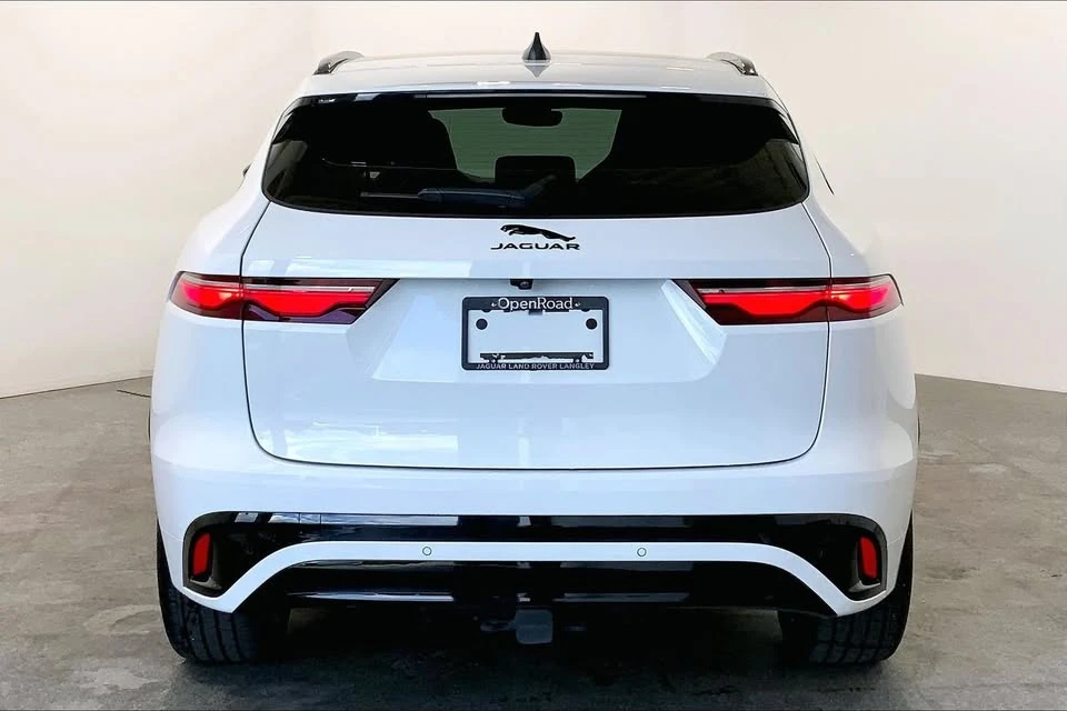 2024 Jaguar F-Pace - Image 6 of 17