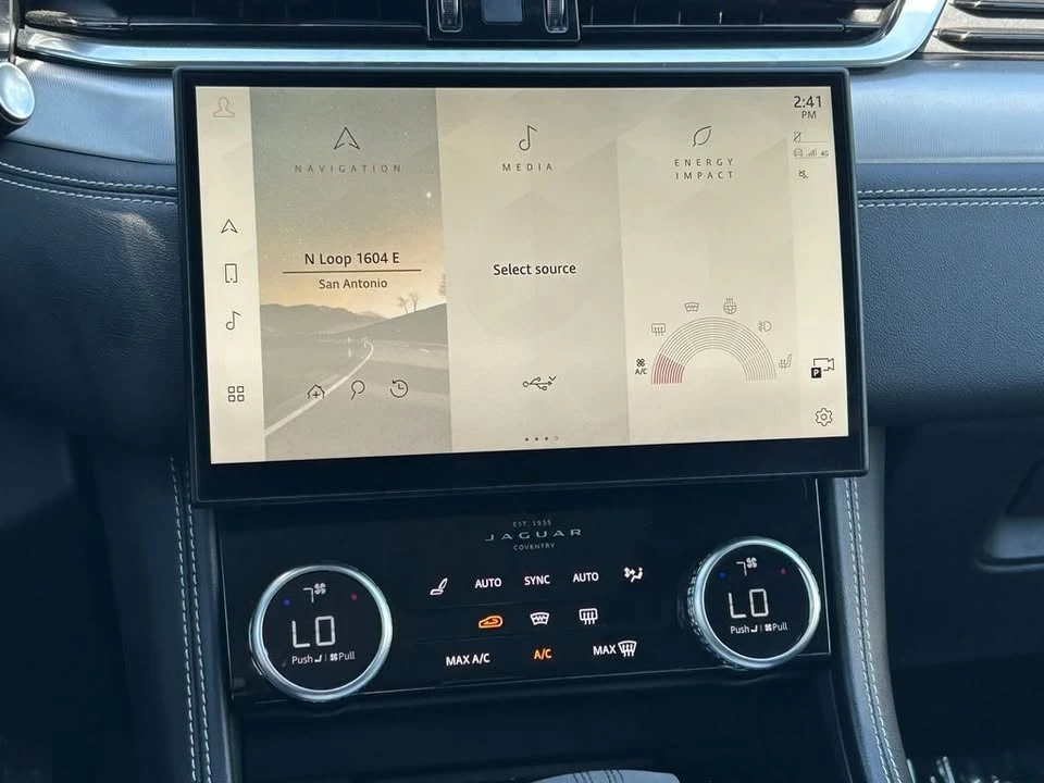 2024 Jaguar F-Pace - Image 19 of 20