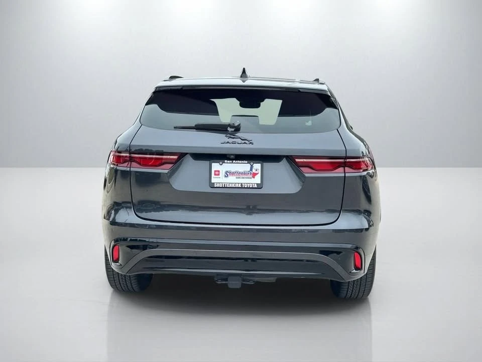2024 Jaguar F-Pace - Image 5 of 19