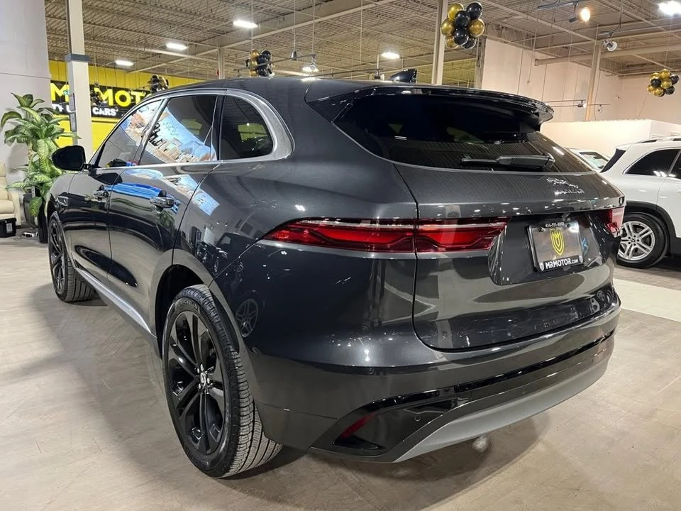 2024 Jaguar F-Pace - Image 3 of 17