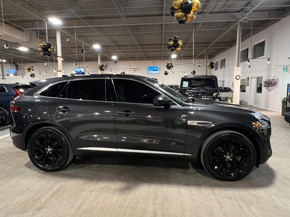 2024 Jaguar F-Pace - Image 5 of 17