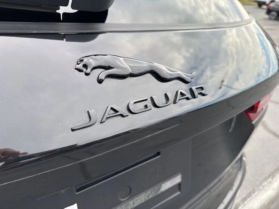 2024 Jaguar F-Pace - Image 13 of 15