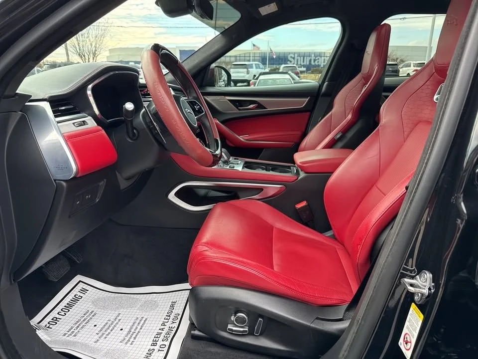 2024 Jaguar F-Pace - Image 3 of 15