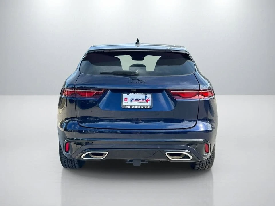 2024 Jaguar F-Pace - Image 5 of 19