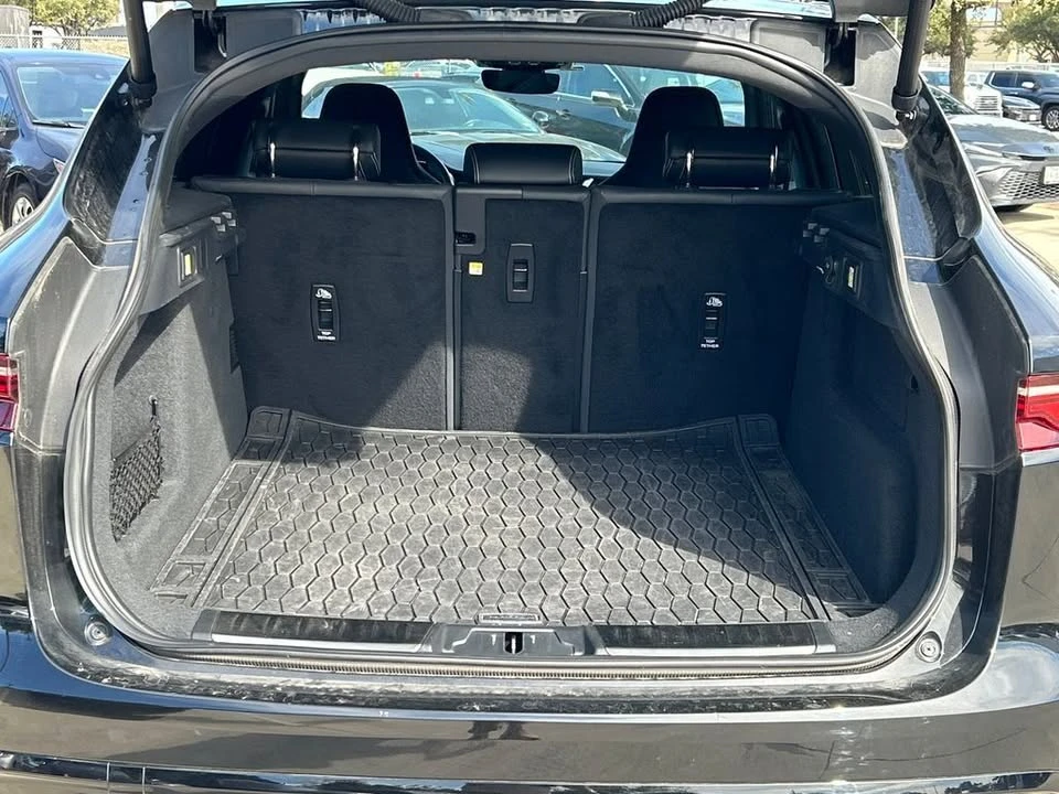 2024 Jaguar F-Pace - Image 14 of 20